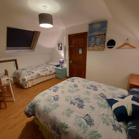 Chezzas Homestay Poole Ngoại thất bức ảnh